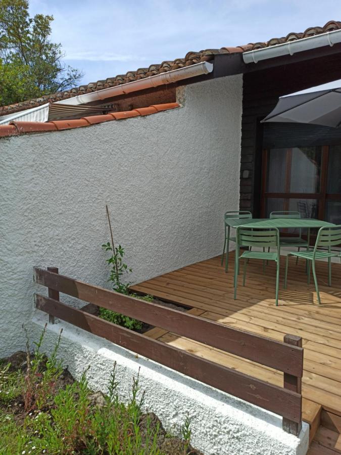 סניוס Charmante Villa Patio Proche De L'Ocean מראה חיצוני תמונה